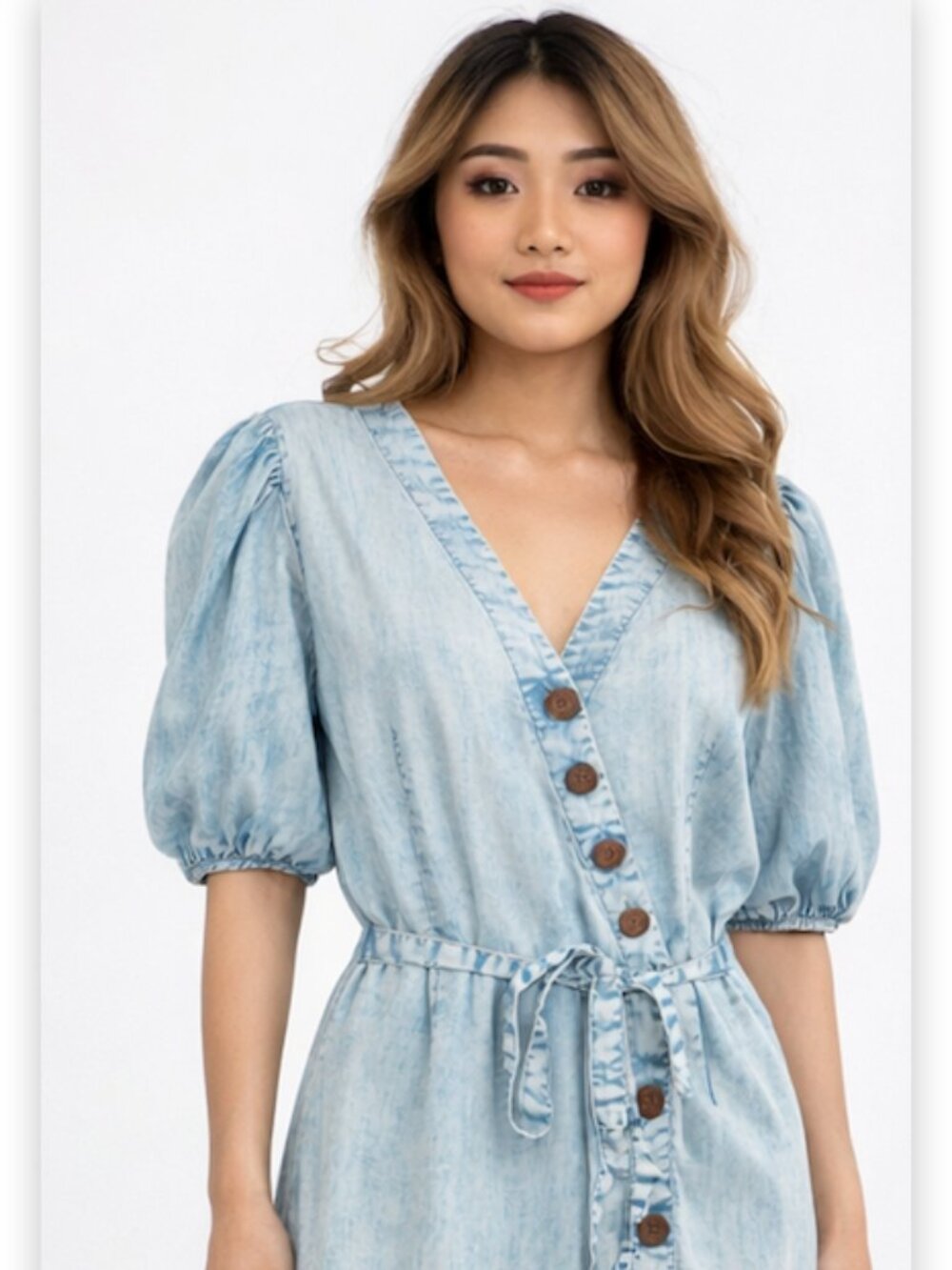 ✨ Light Wash Denim Dress - Picture 2 of 4